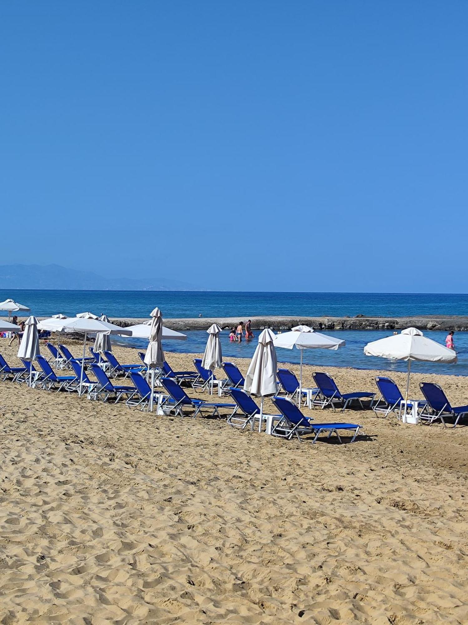 Four Seasons Private Villa - Seaview - Big Heated Pool - Gym - Sport Activities Гувес Екстер'єр фото