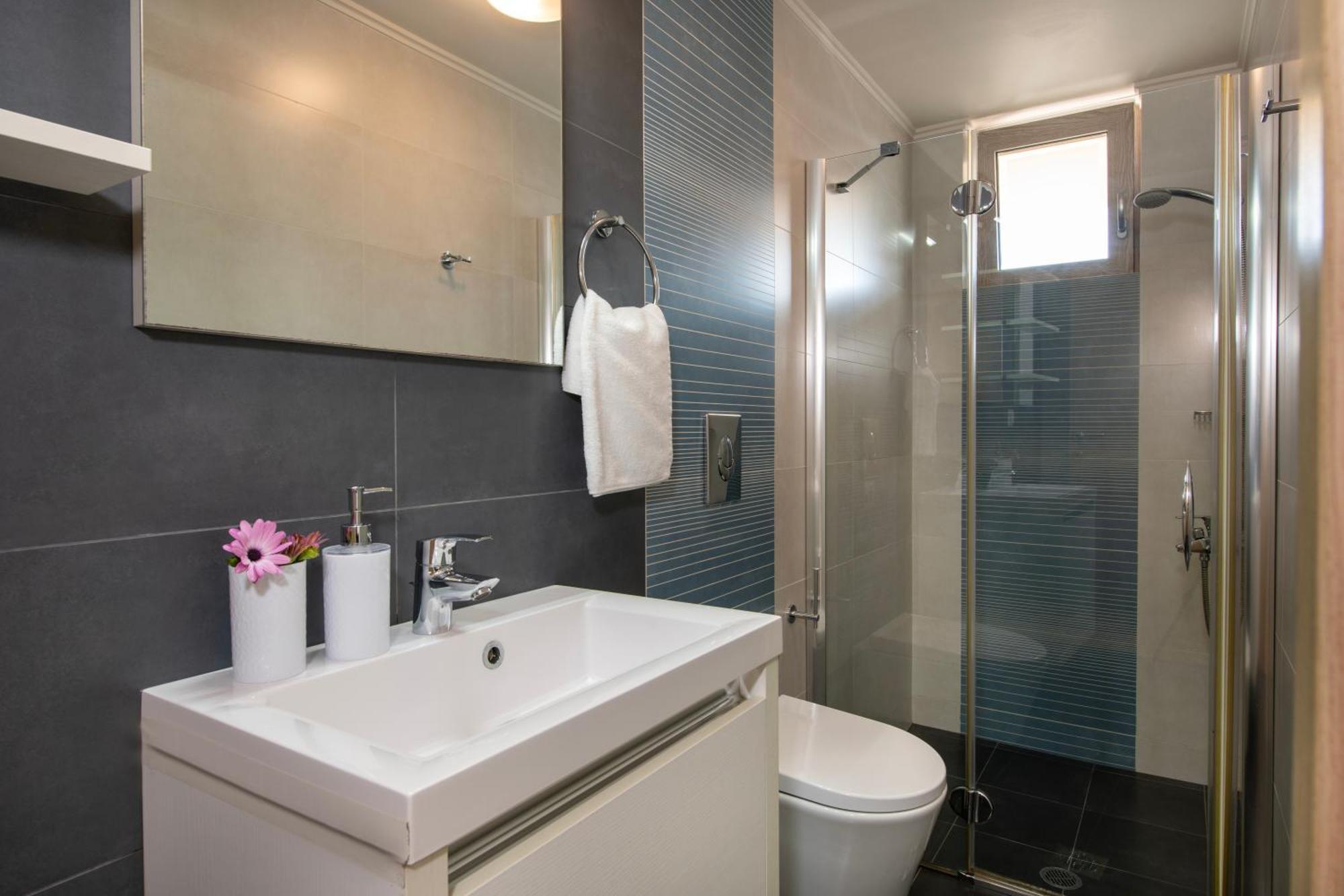 Four Seasons Private Villa - Seaview - Big Heated Pool - Gym - Sport Activities Гувес Екстер'єр фото