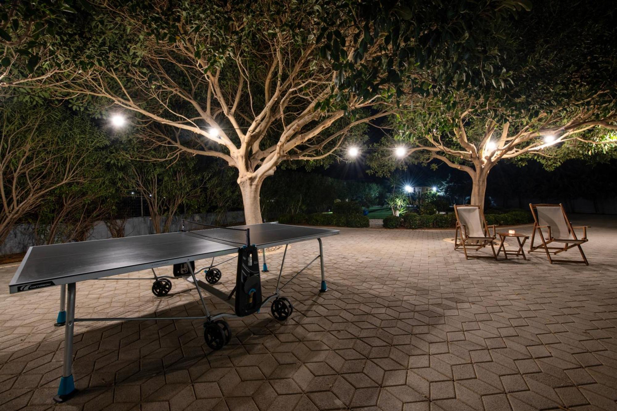 Four Seasons Private Villa - Seaview - Big Heated Pool - Gym - Sport Activities Гувес Екстер'єр фото