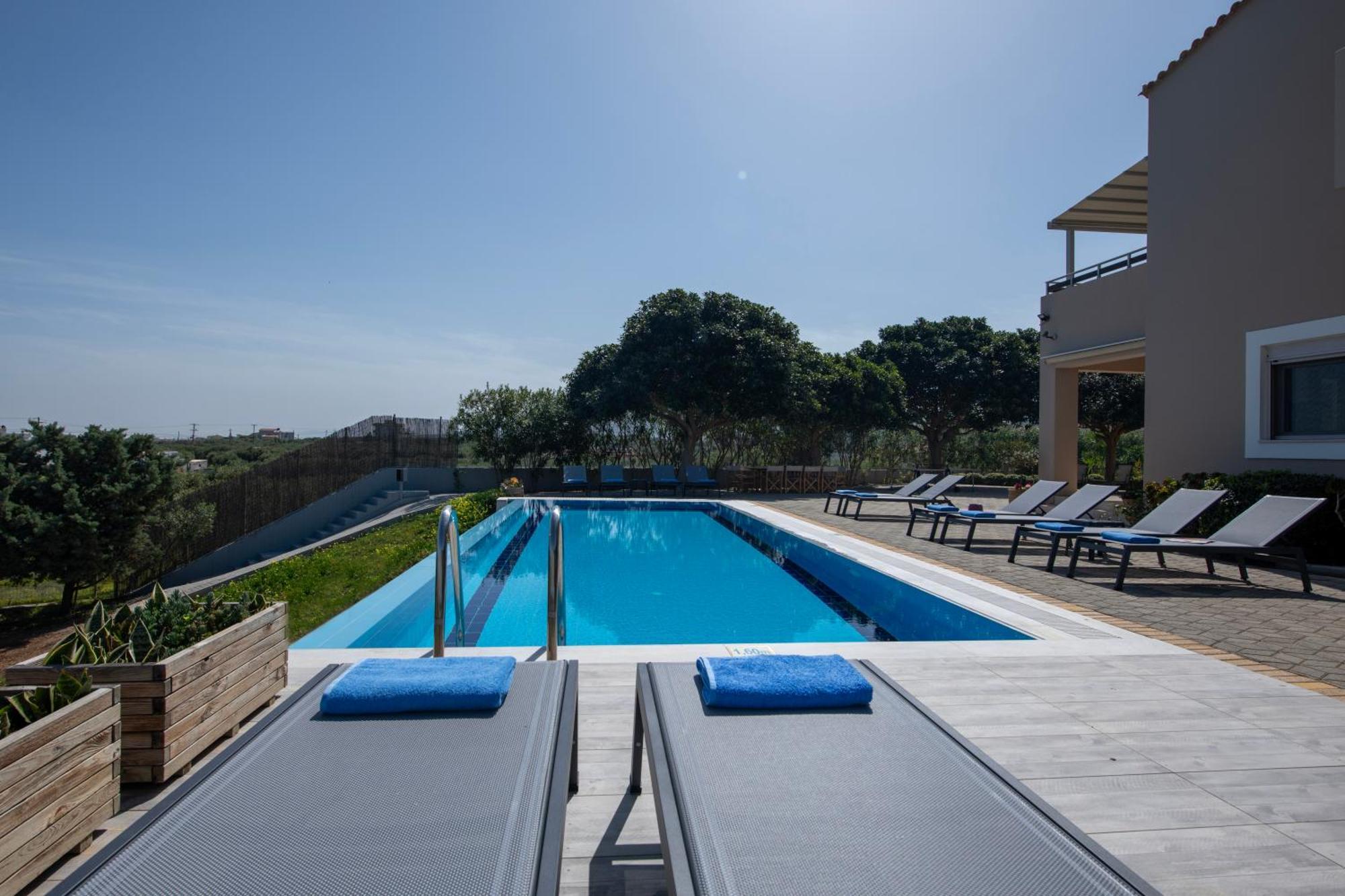 Four Seasons Private Villa - Seaview - Big Heated Pool - Gym - Sport Activities Гувес Екстер'єр фото